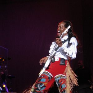 Verdine White is vandaag jarig