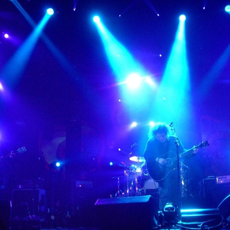 The Cure doorbreekt stilte: langverwacht album ‘Songs of a Lost World’ eindelijk in aantocht