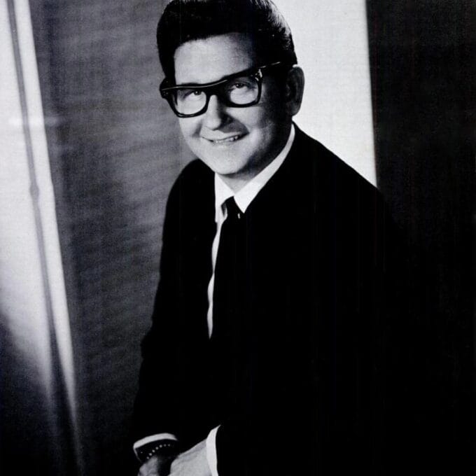Candy Man van Roy Orbison — de B-kant van Crying