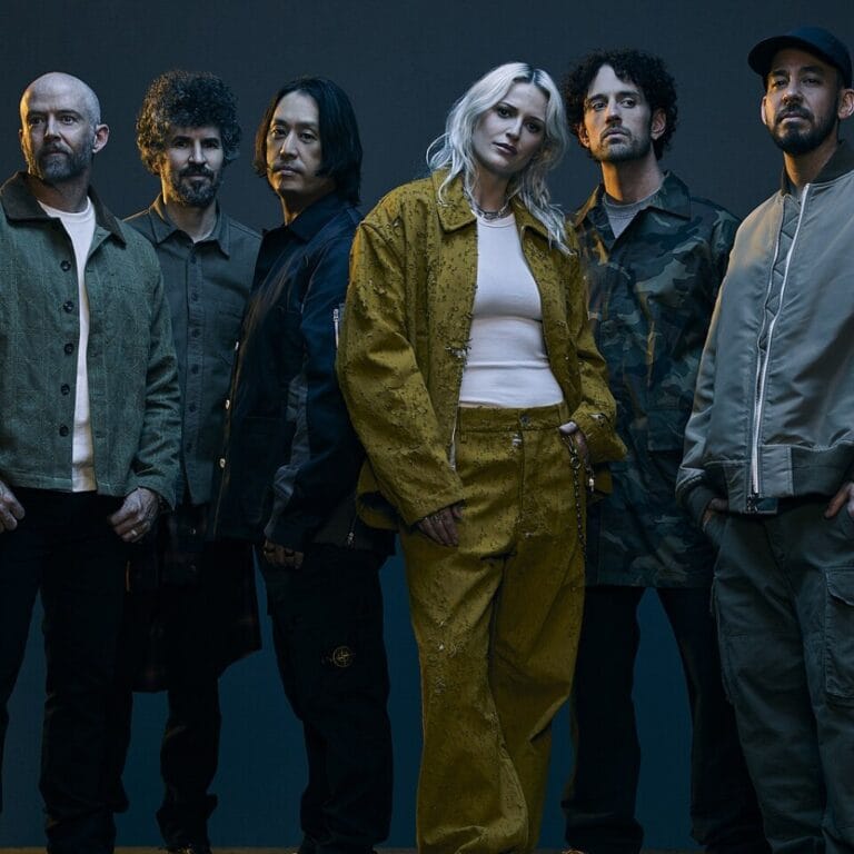 Linkin Park keert officieel terug: nieuwe zangeres en wereldtournee aangekondigd