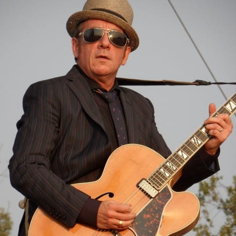 Elvis Costello is vandaag jarig