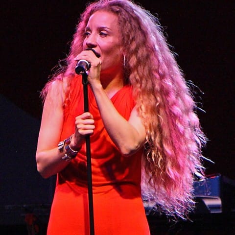 Amanda Marshall is vandaag jarig