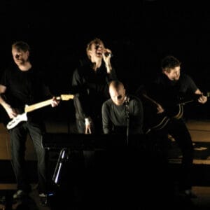 Coldplay brengt met Moon Music een ode aan verbinding in een verscheurde wereld