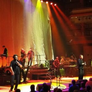 “Kingston Town” van UB40 stond in 1990 op nummer 1 in de Top 40