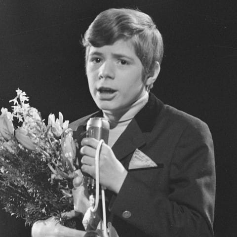 Hein Simons is vandaag jarig