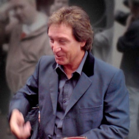 Kenney Jones is vandaag jarig