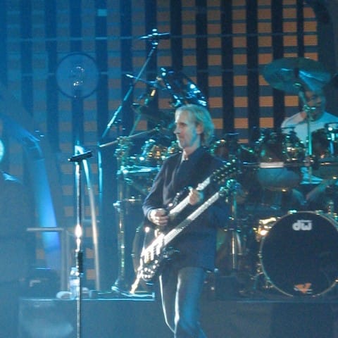 Mike Rutherford is vandaag jarig